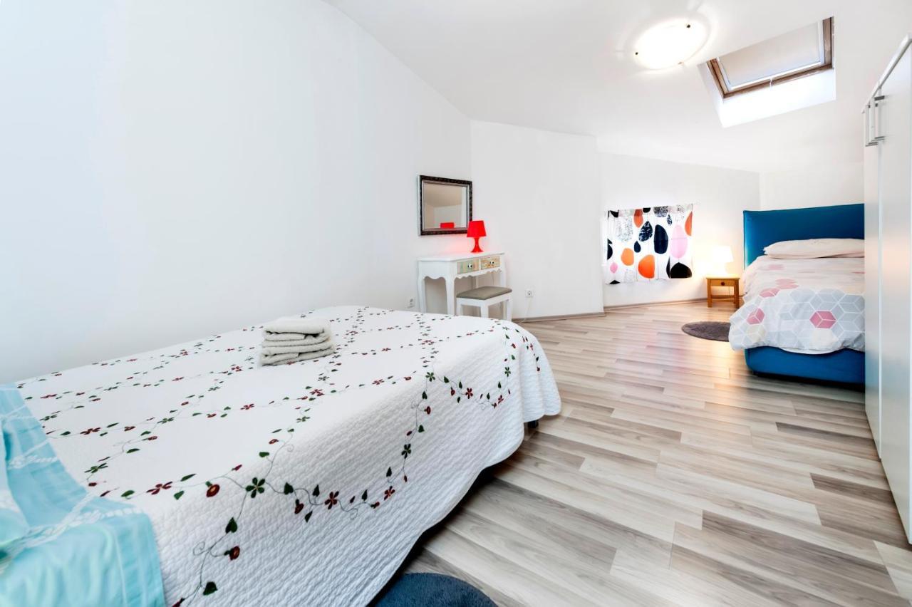 Sea View Apartment