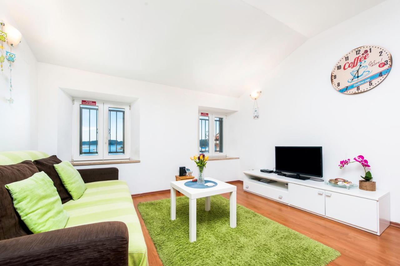 Apartma Sea View *